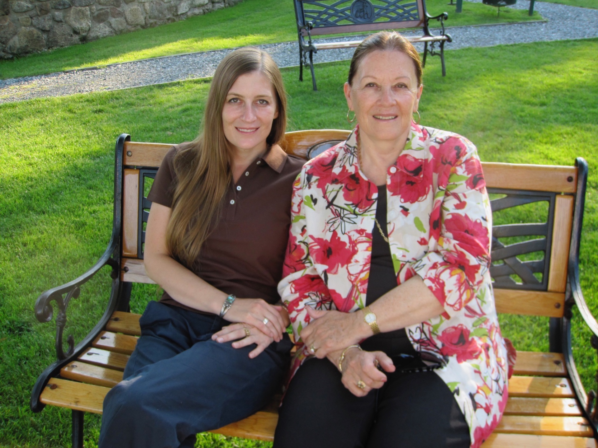 Jen and Mimi