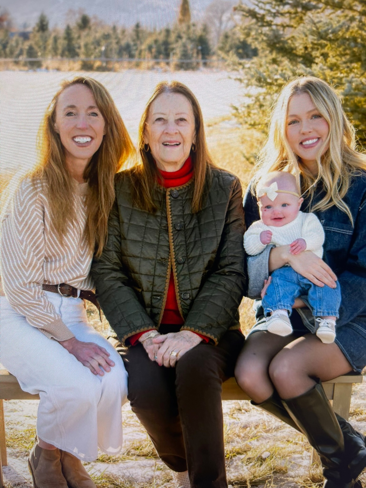 Four generations (Lisa, Mimi, Allie, Kit)
